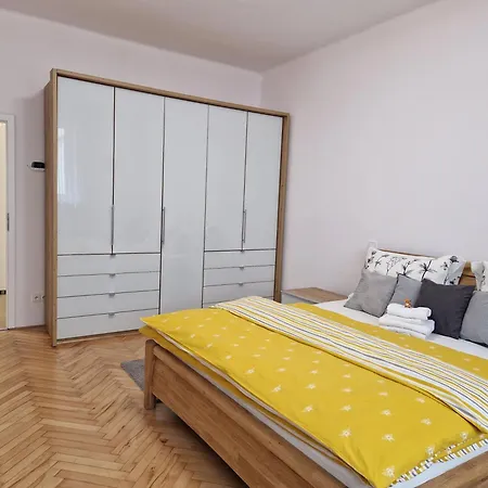 Apartman Dlouha 207 Litomerice Exterior photo