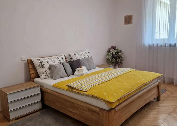 Apartman Dlouha 207
