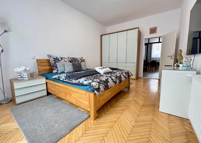 Apartman Dlouha 207